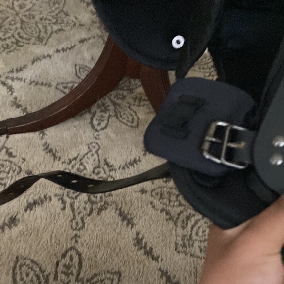 Football pads - Picture 3 of 5